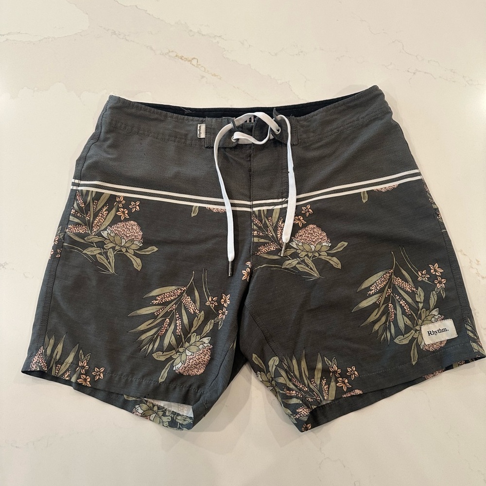 Rhythm size 30 swim shorts